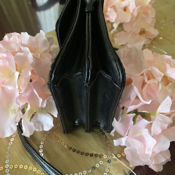 Vintage small crossbody wallet/purse. - Picture 6 of 6